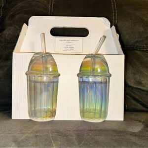 NEW Unused Cupcakes & Cashmeree Iridescent Glass Cups with Lid & Straw